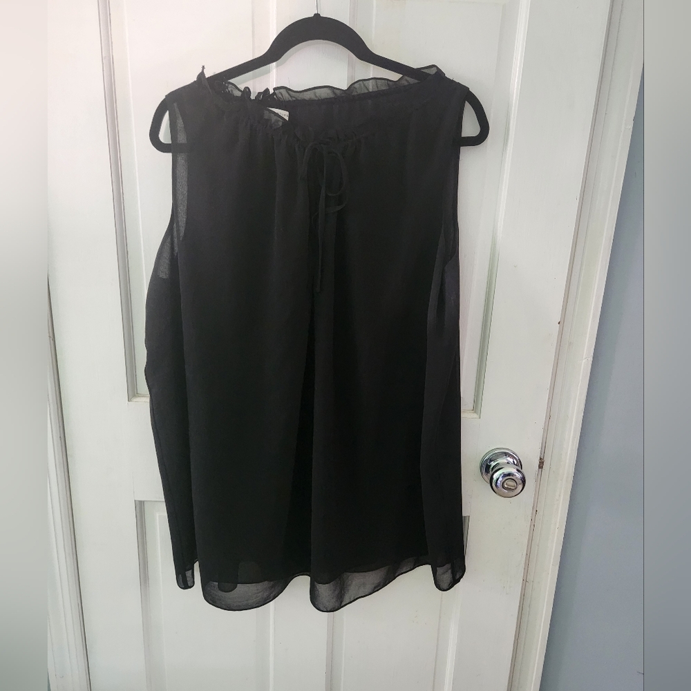 Sleeveless Black Max Studio Top